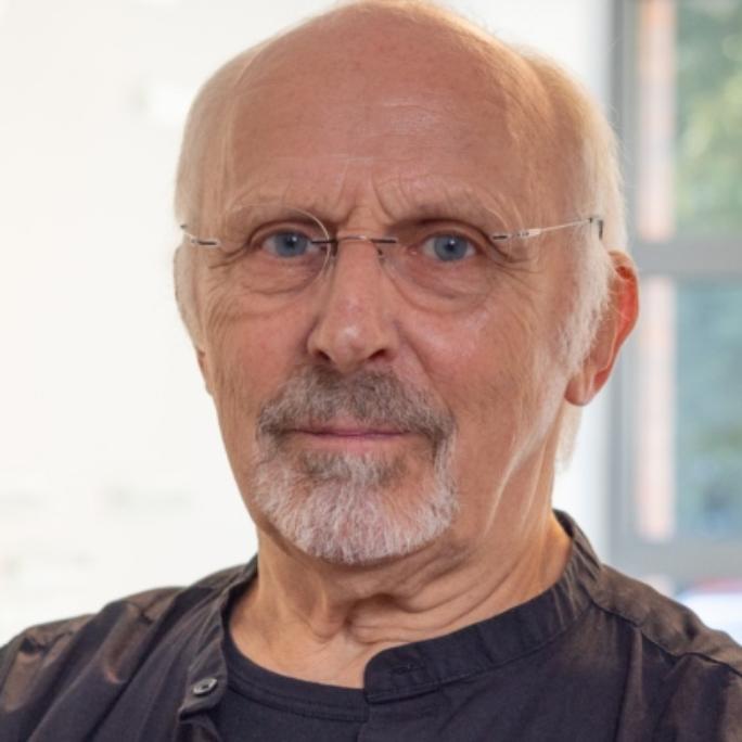 Pfarrer Matthias Schnegg
